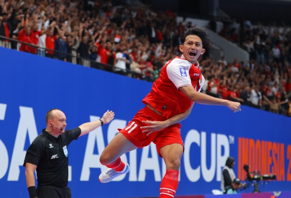 Selebrasi pemain timnas futsal Indonesia, Reza Gunawan saat berhasil mencetak gol ke gawang Jepang dalam AFC Futsal ASIAN CUP 2026 di Indonesia Arena, Jakarta Pusat, Kamis (6/2/2026).